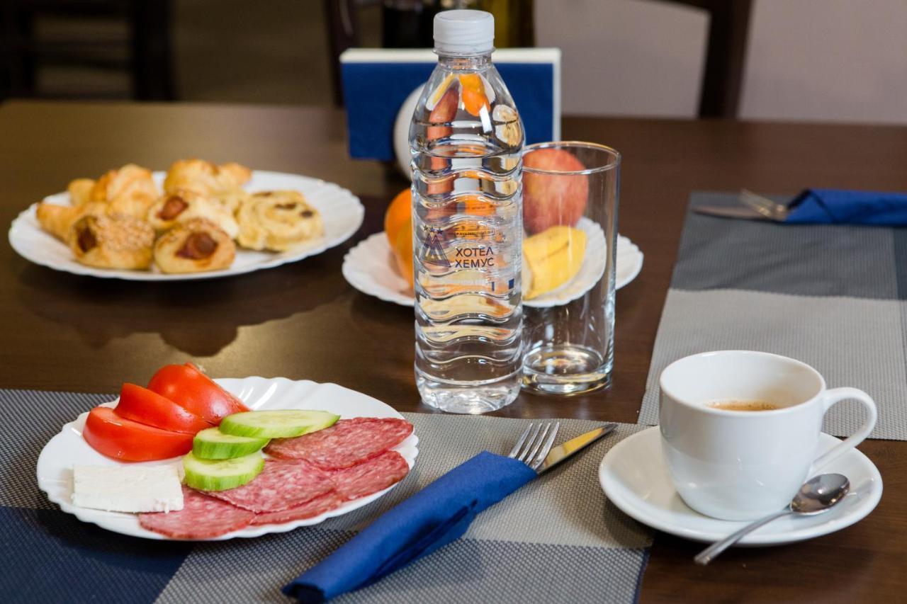 Hemus Hotel Sofia Buitenkant foto