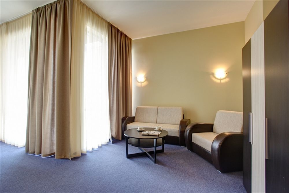 Hemus Hotel Sofia Buitenkant foto